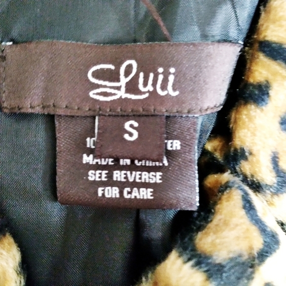Luii Cropped Leopard Print Faux Fur Coat - Picture 9 of 9